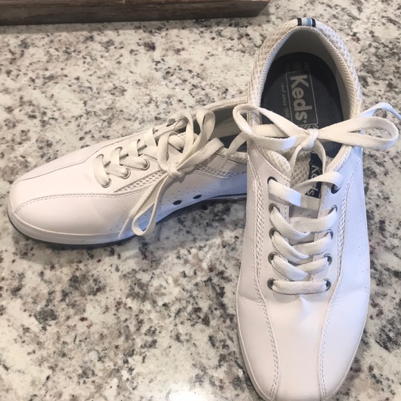 keds white tennis shoes